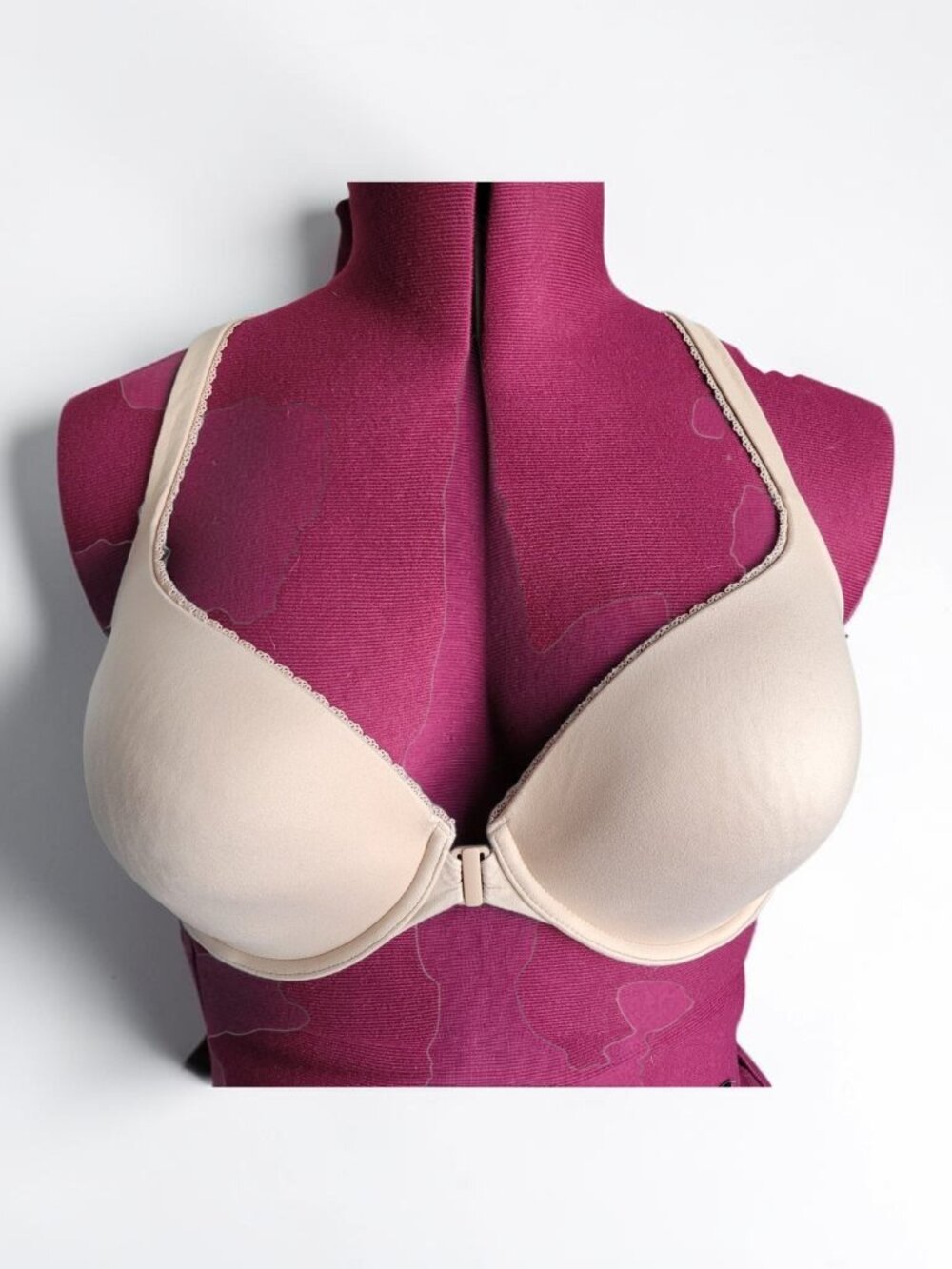 Victoria’s Secret Body by Victoria Racerback Demi Bra Nude Seamless (Size 36DD)
